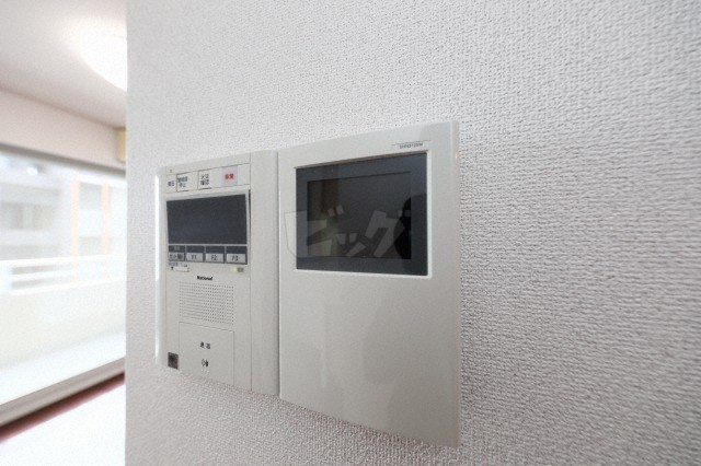 インターホン
