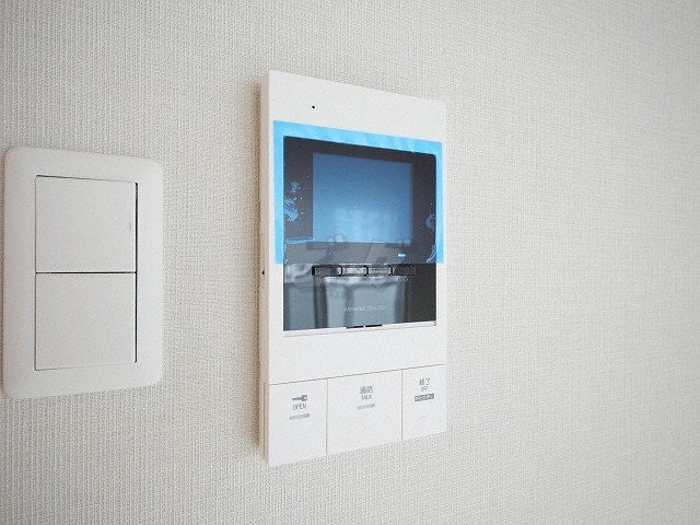 インターホン
