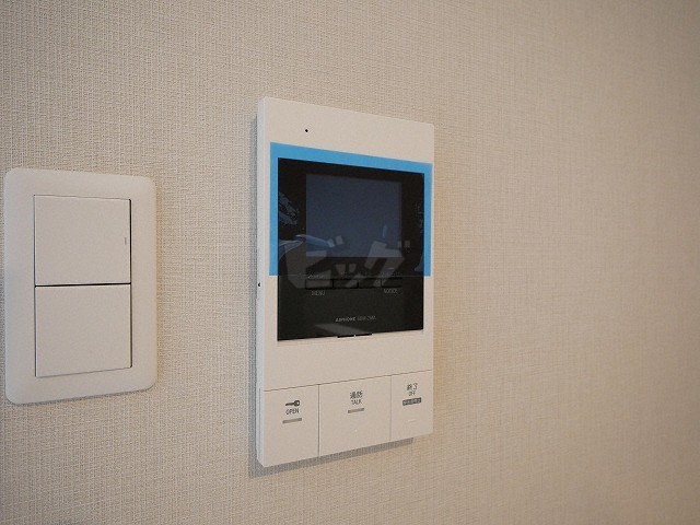 インターホン