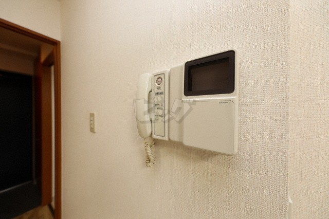 インターホン