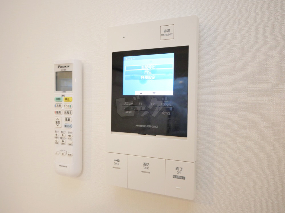 インターホン