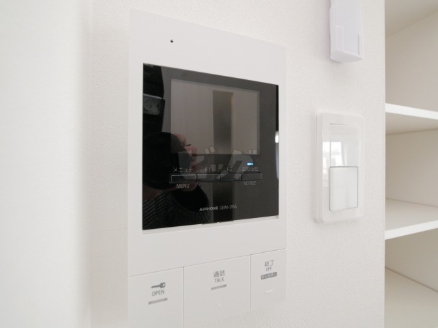 インターホン