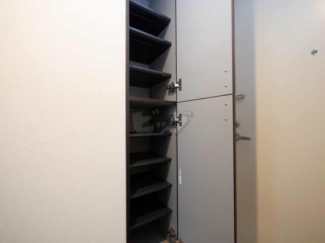 玄関収納