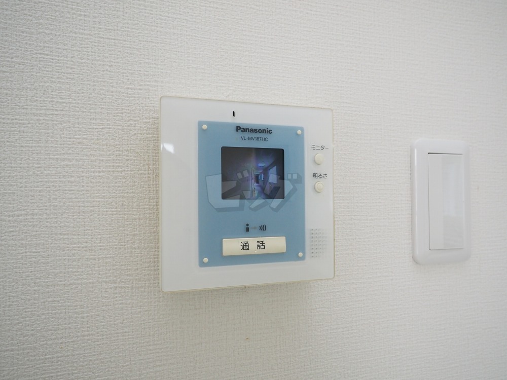 インターホン