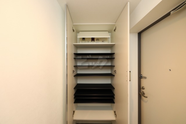 玄関収納