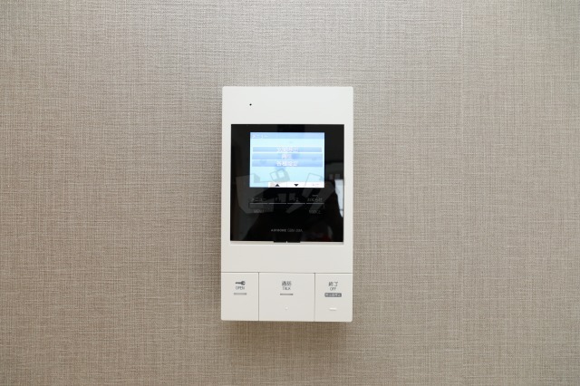 インターホン