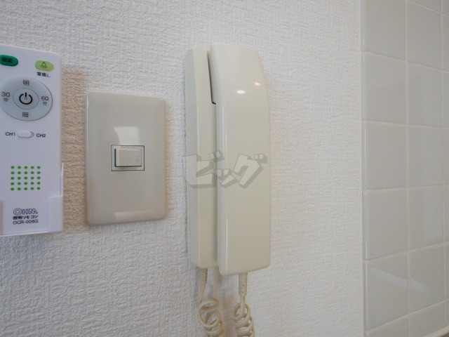 インターホン