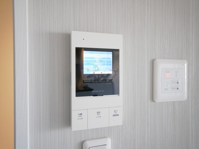インターホン