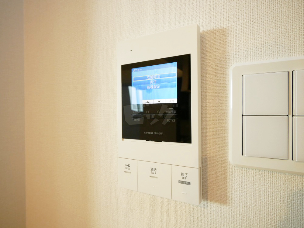インターホン