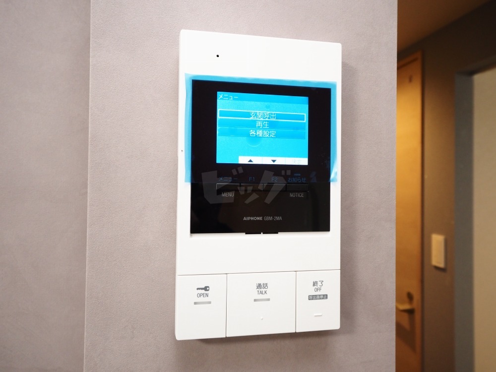 インターホン