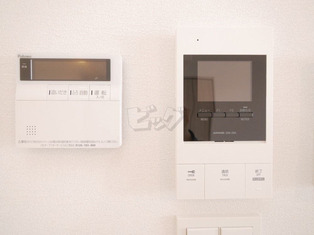 インターホン