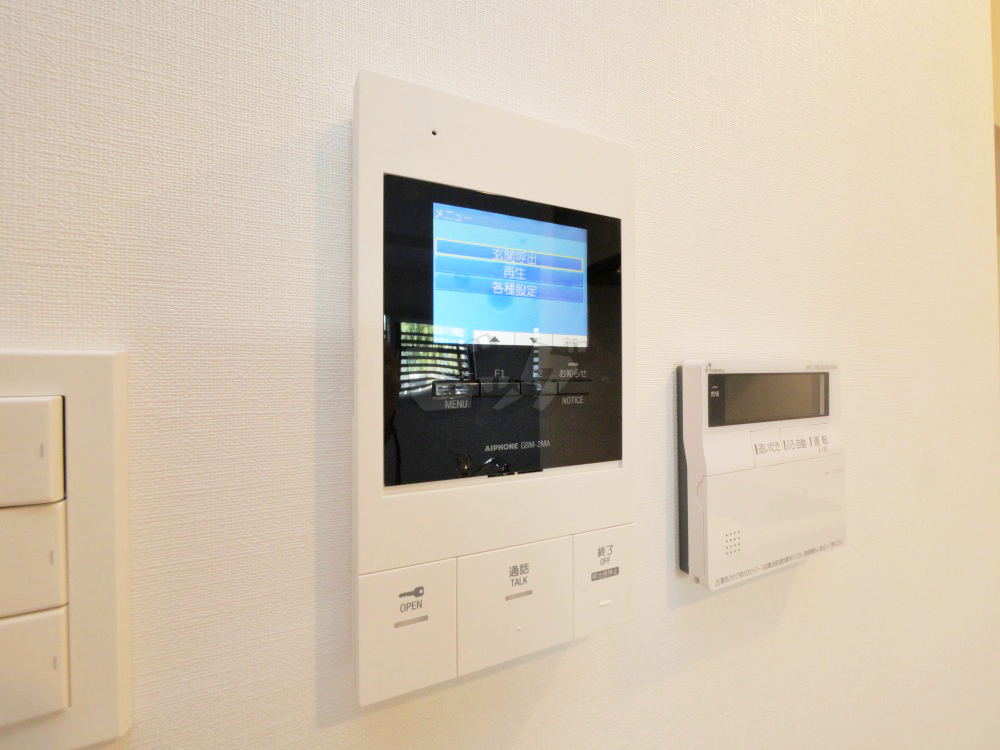 インターホン