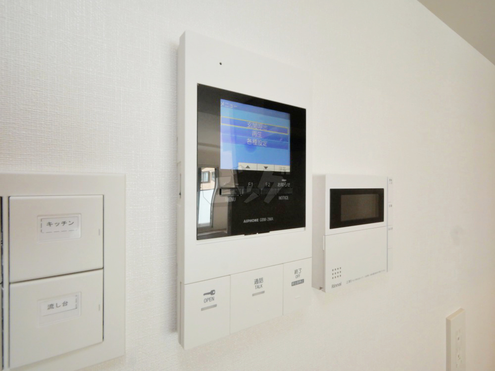 インターホン