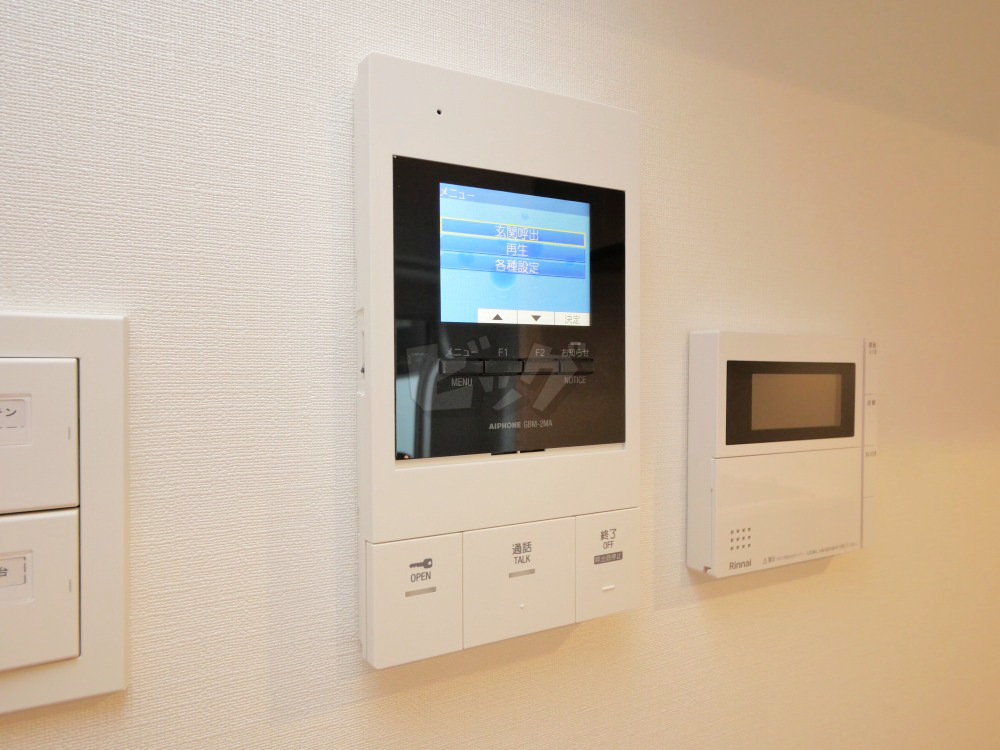 インターホン