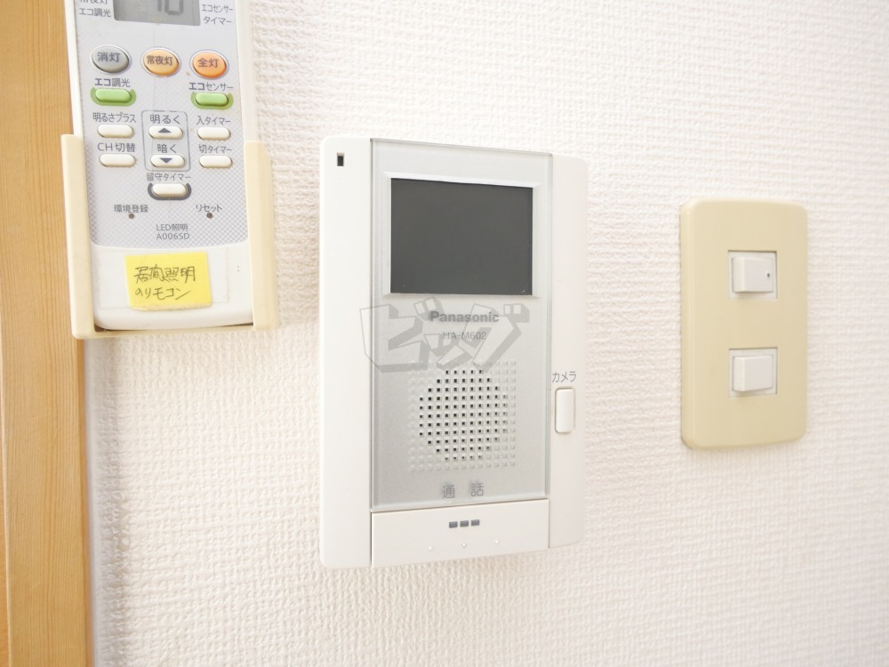 インターホン