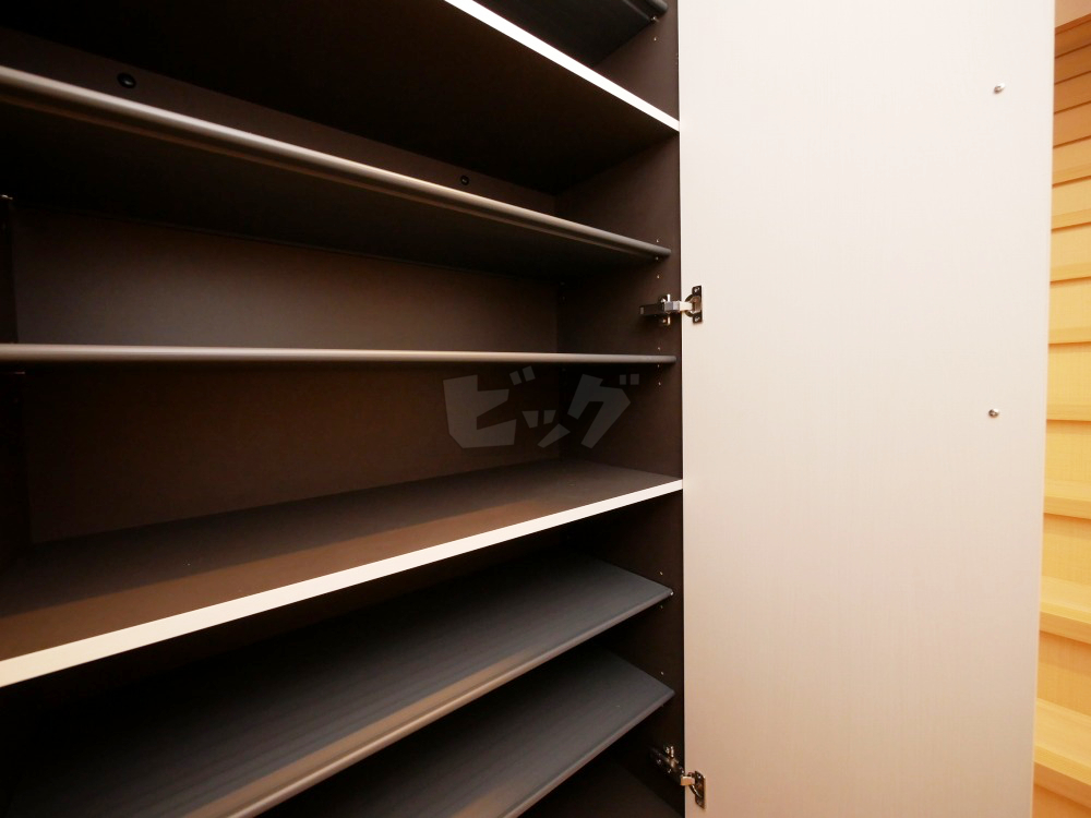 玄関収納