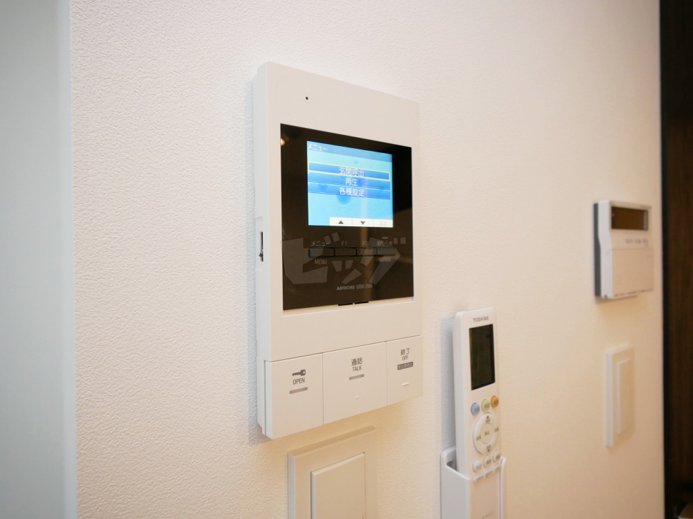 インターホン