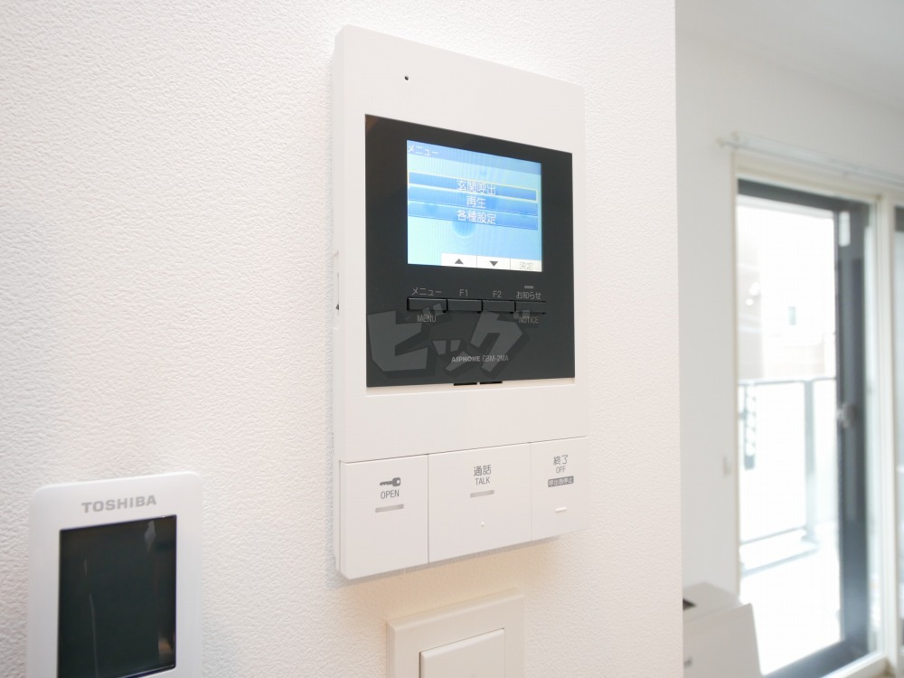 インターホン