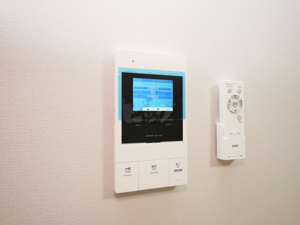 インターホン
