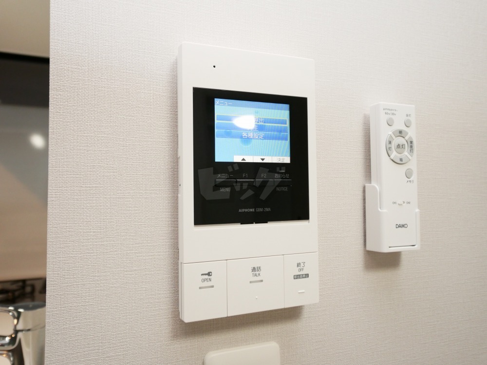インターホン