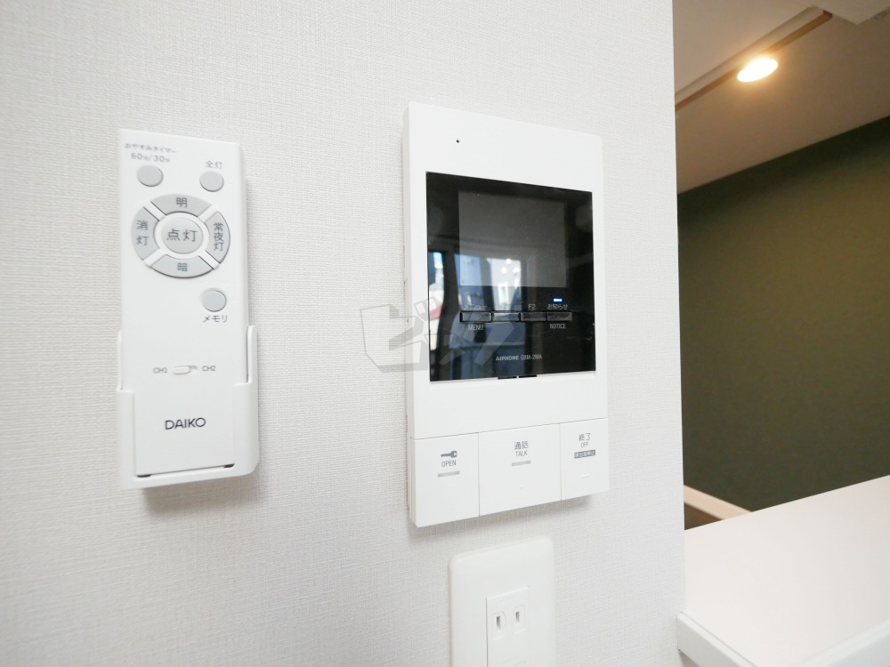 インターホン