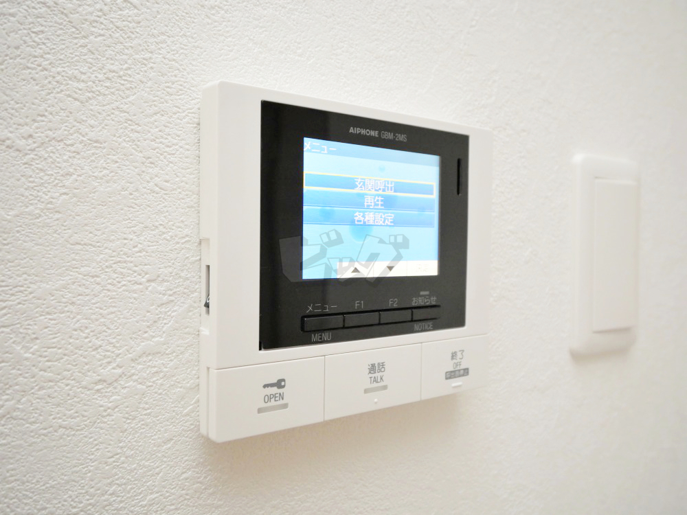 インターホン