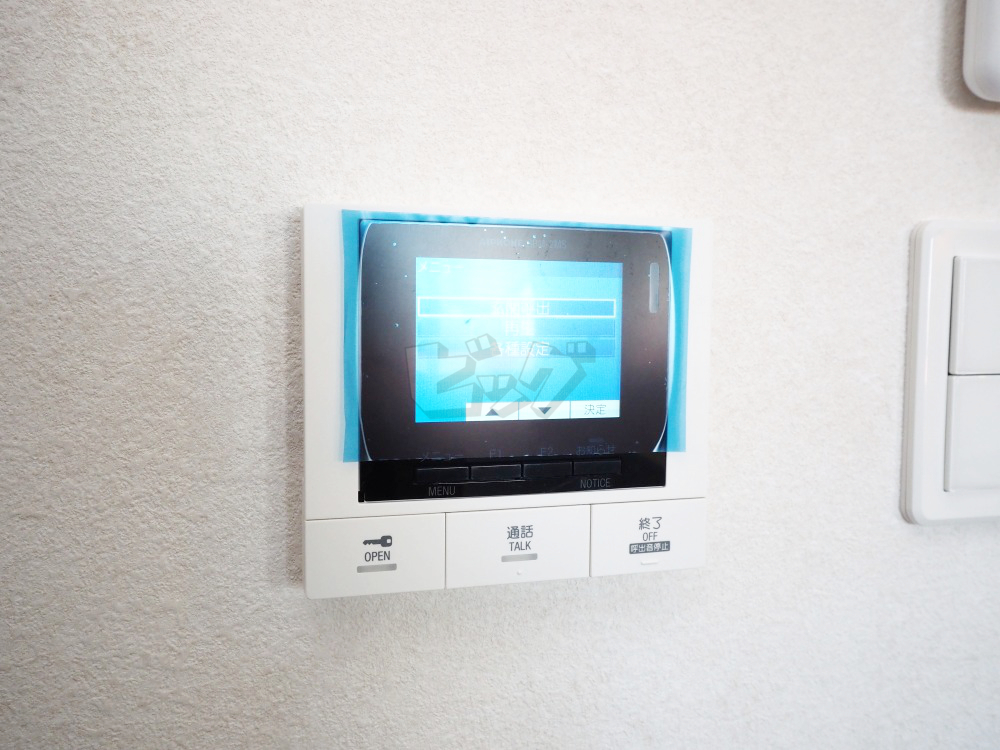 インターホン