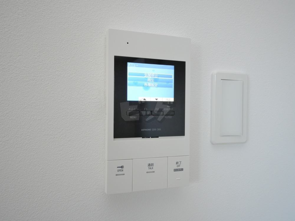 インターホン