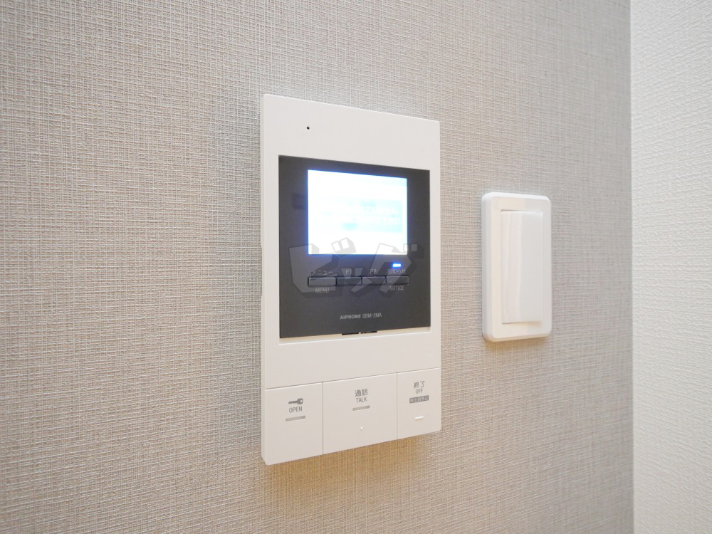 インターホン