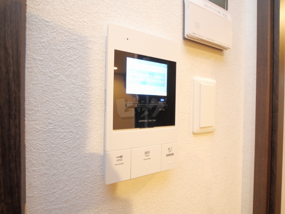 インターホン