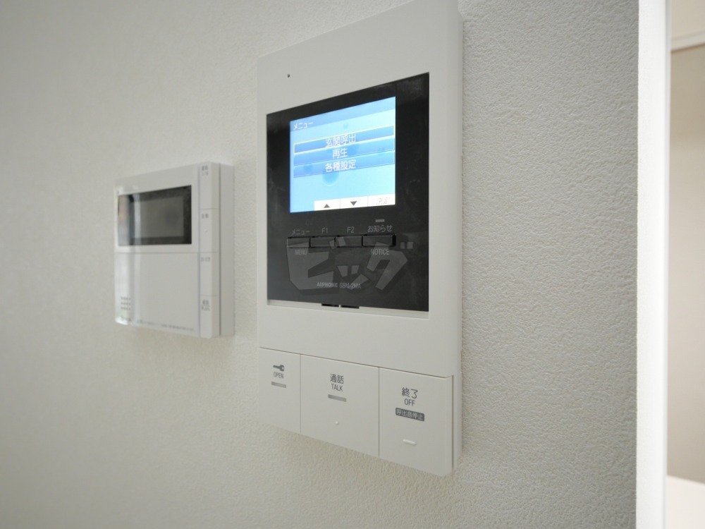 インターホン