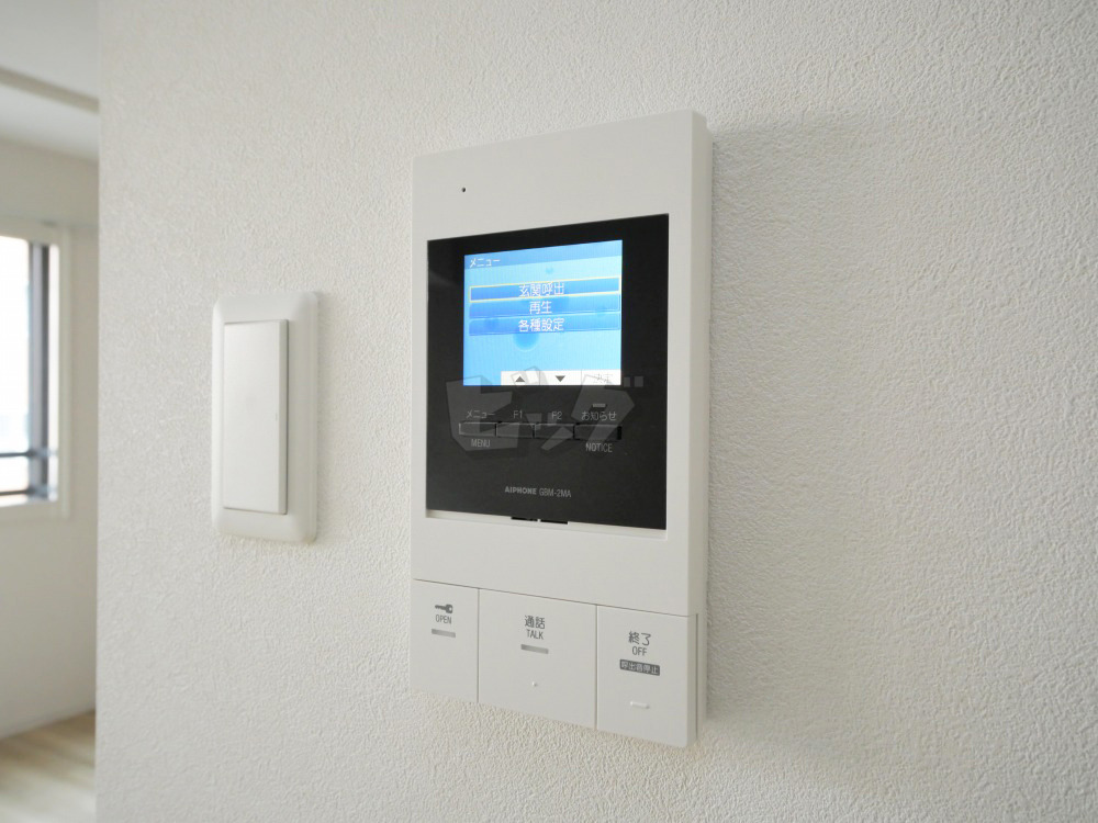 インターホン