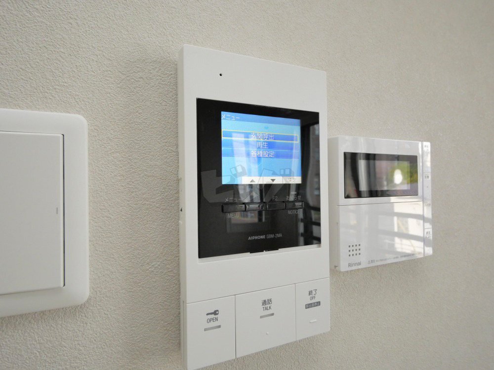 インターホン