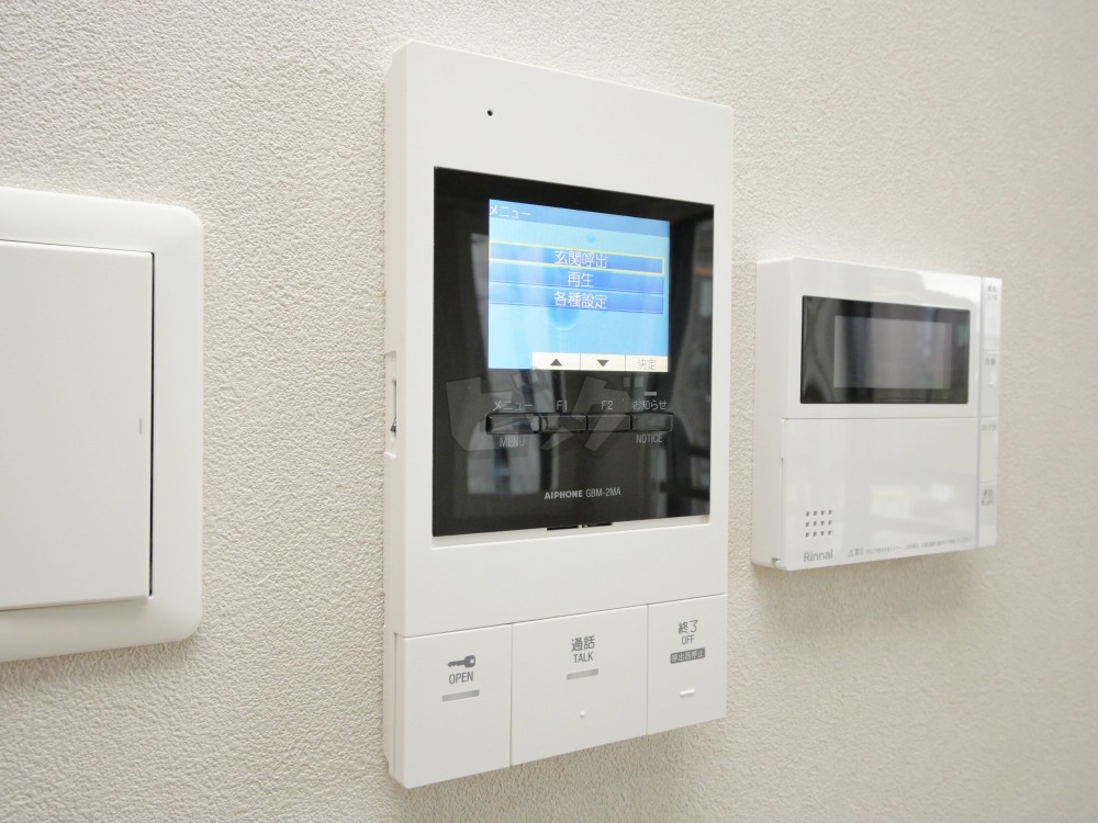インターホン