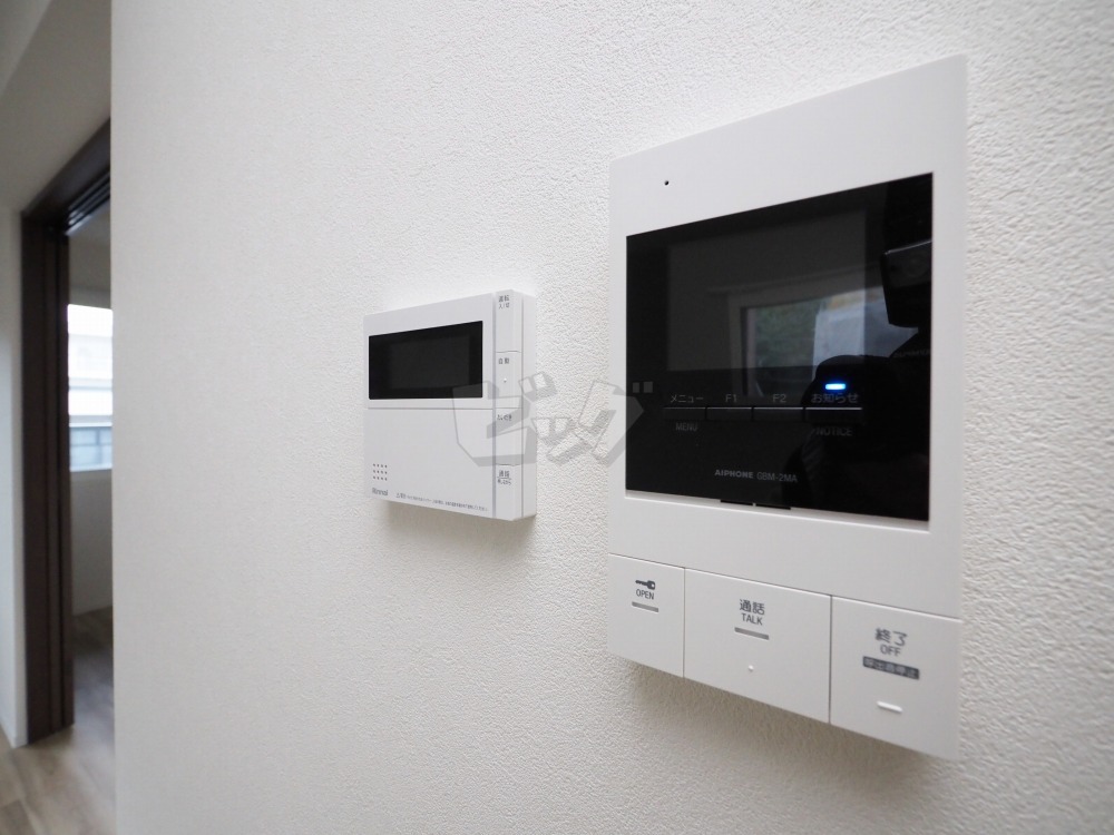 インターホン