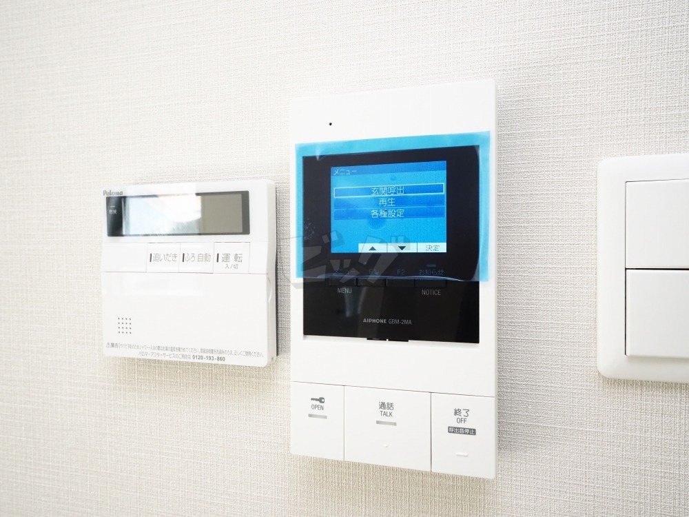 インターホン