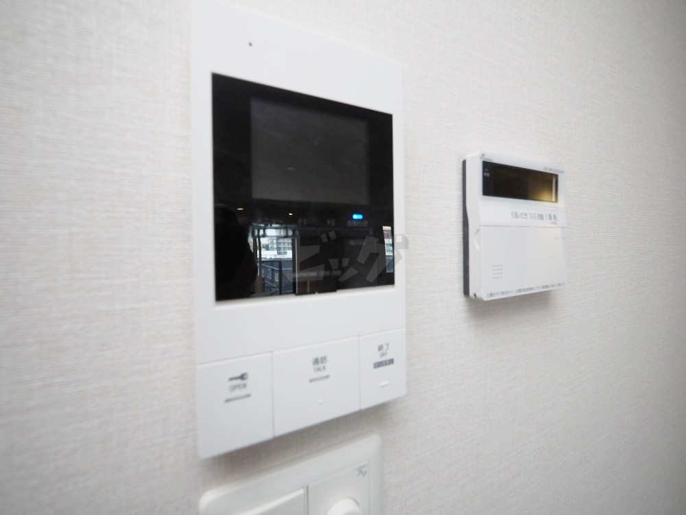 インターホン