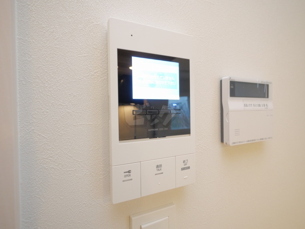 インターホン