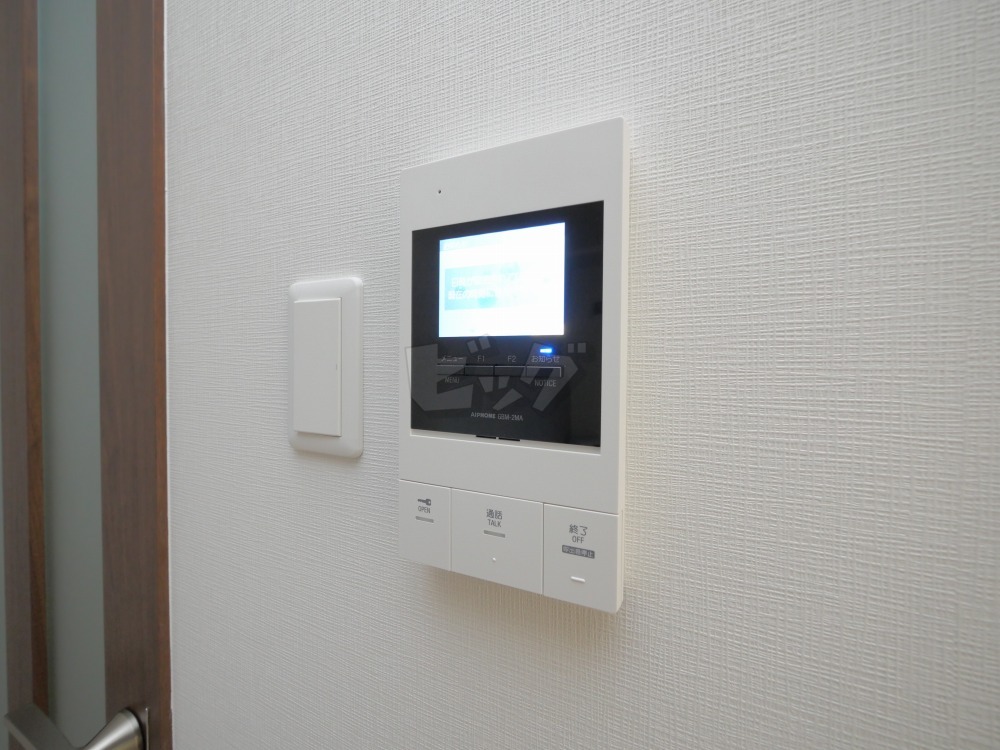 インターホン
