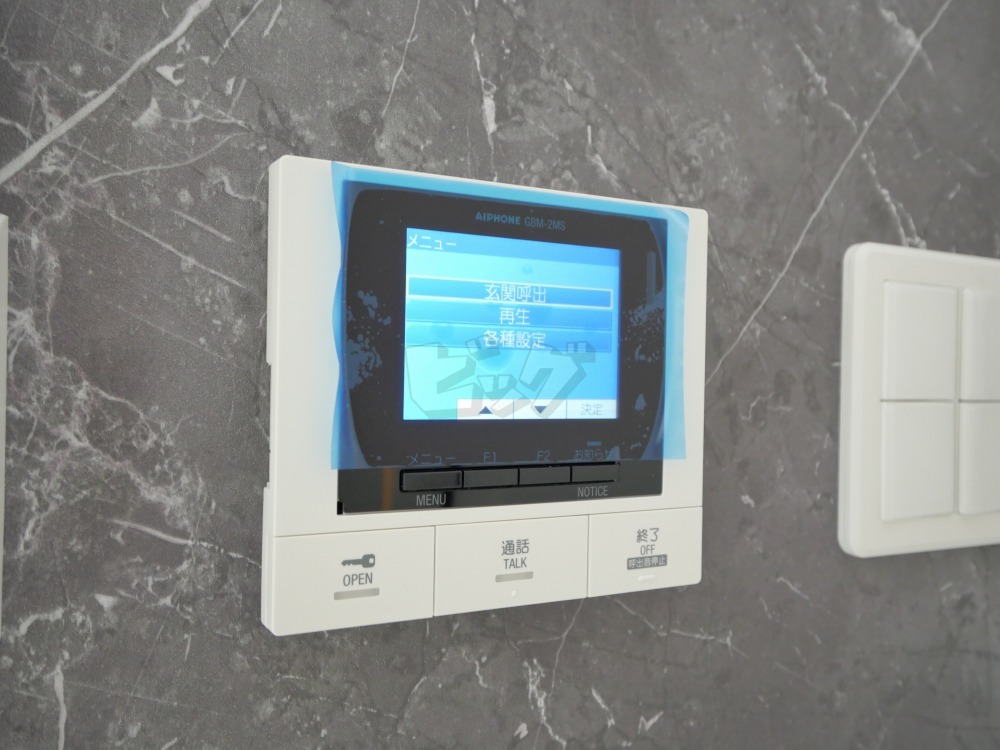 インターホン