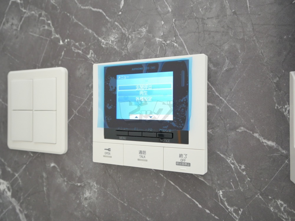 インターホン