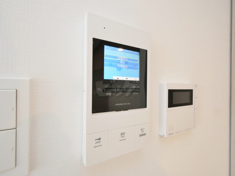 インターホン