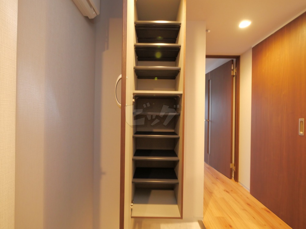 玄関収納
