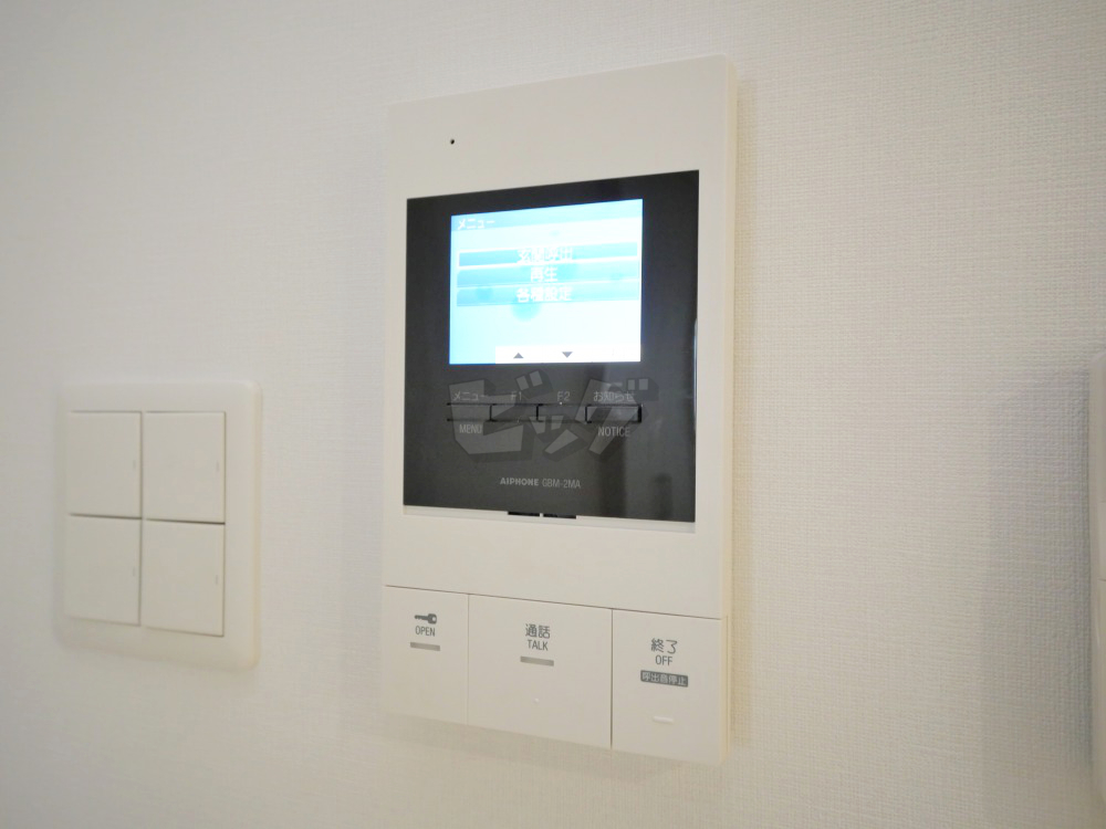 インターホン