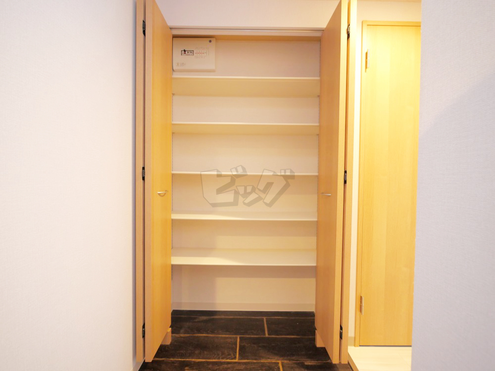玄関収納