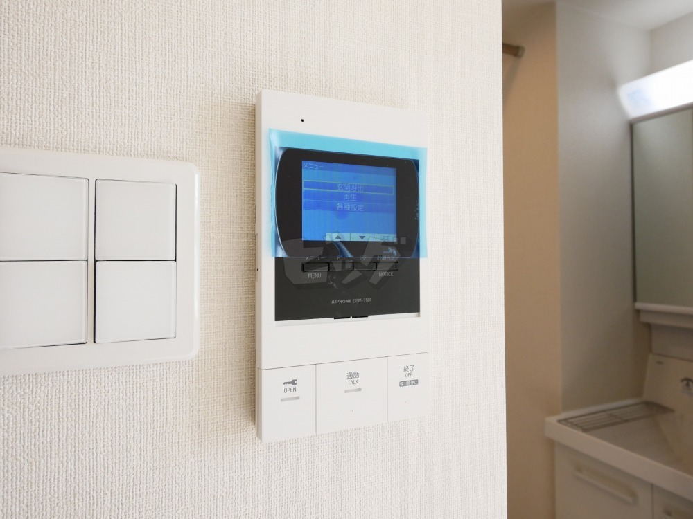インターホン
