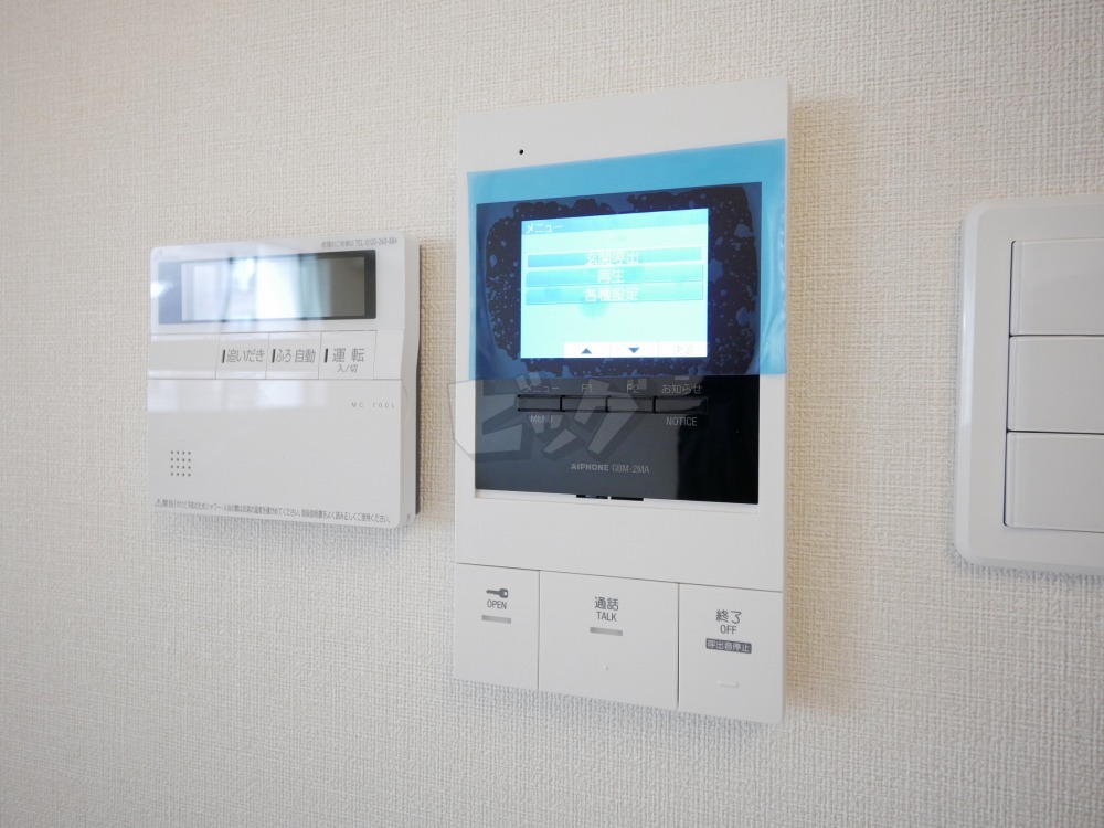 インターホン