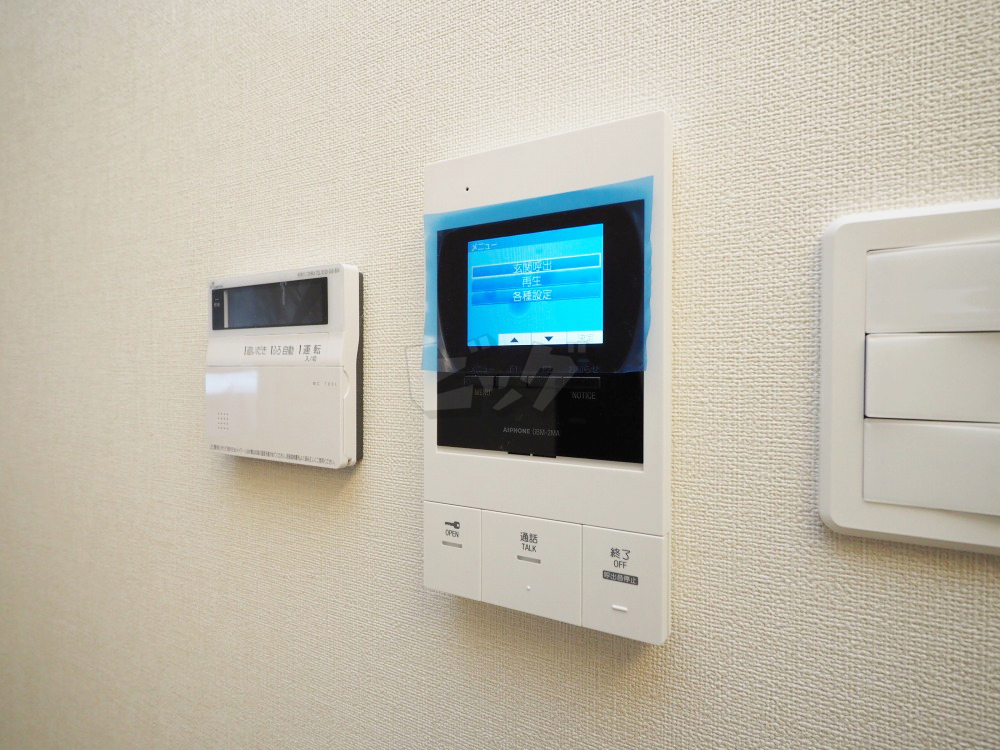 インターホン