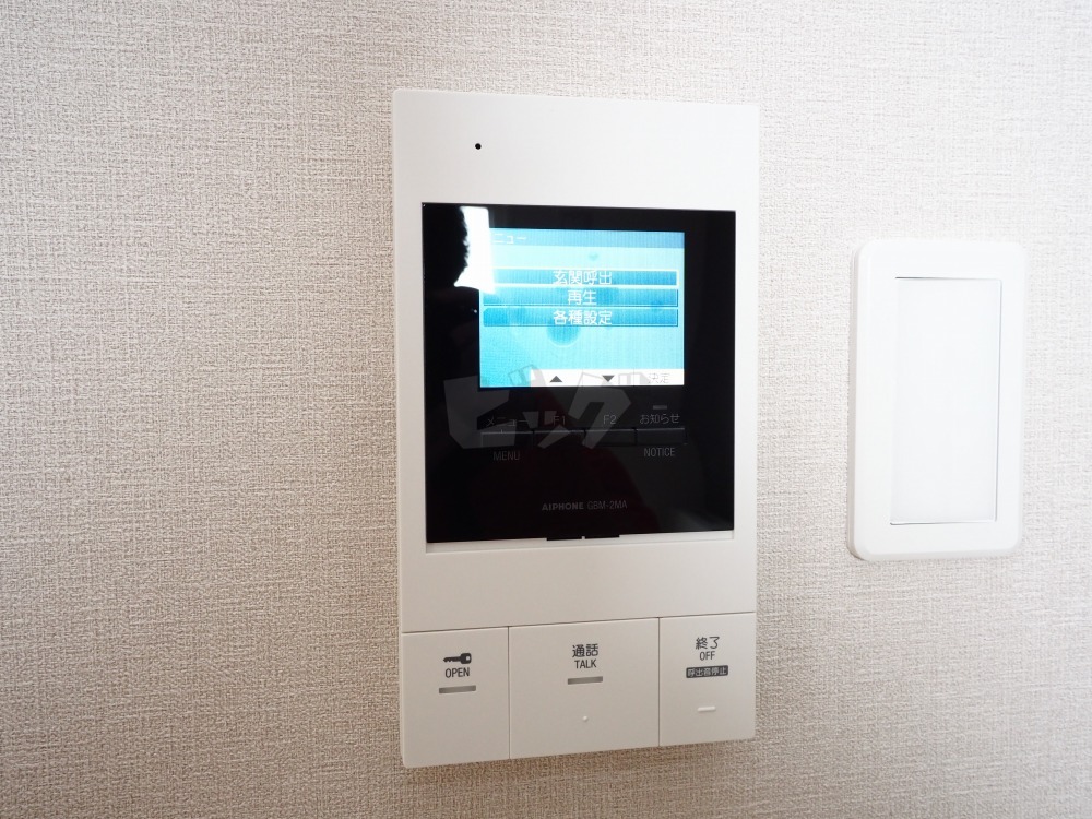 インターホン