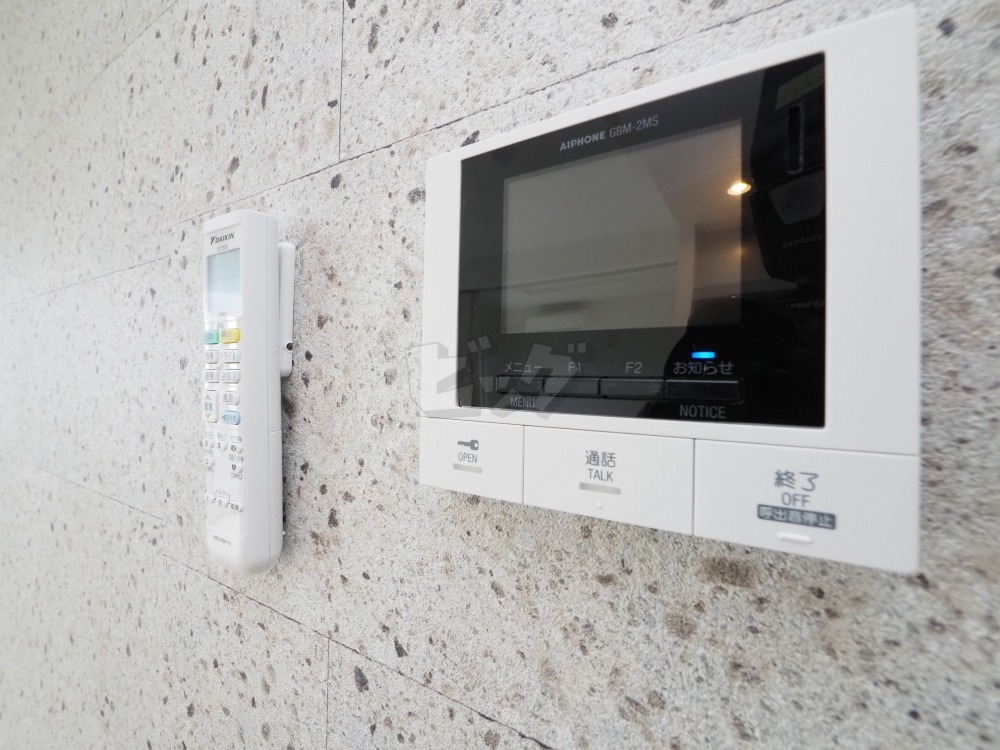 インターホン
